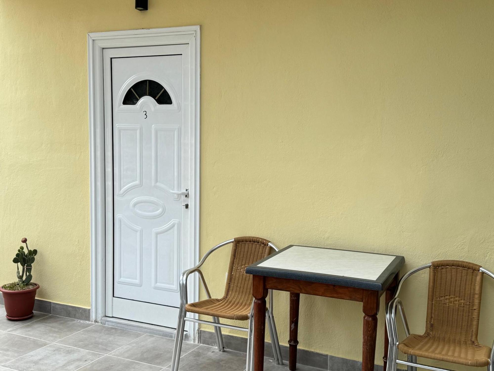 Hotel Potami Seashell Himarë Exterior foto